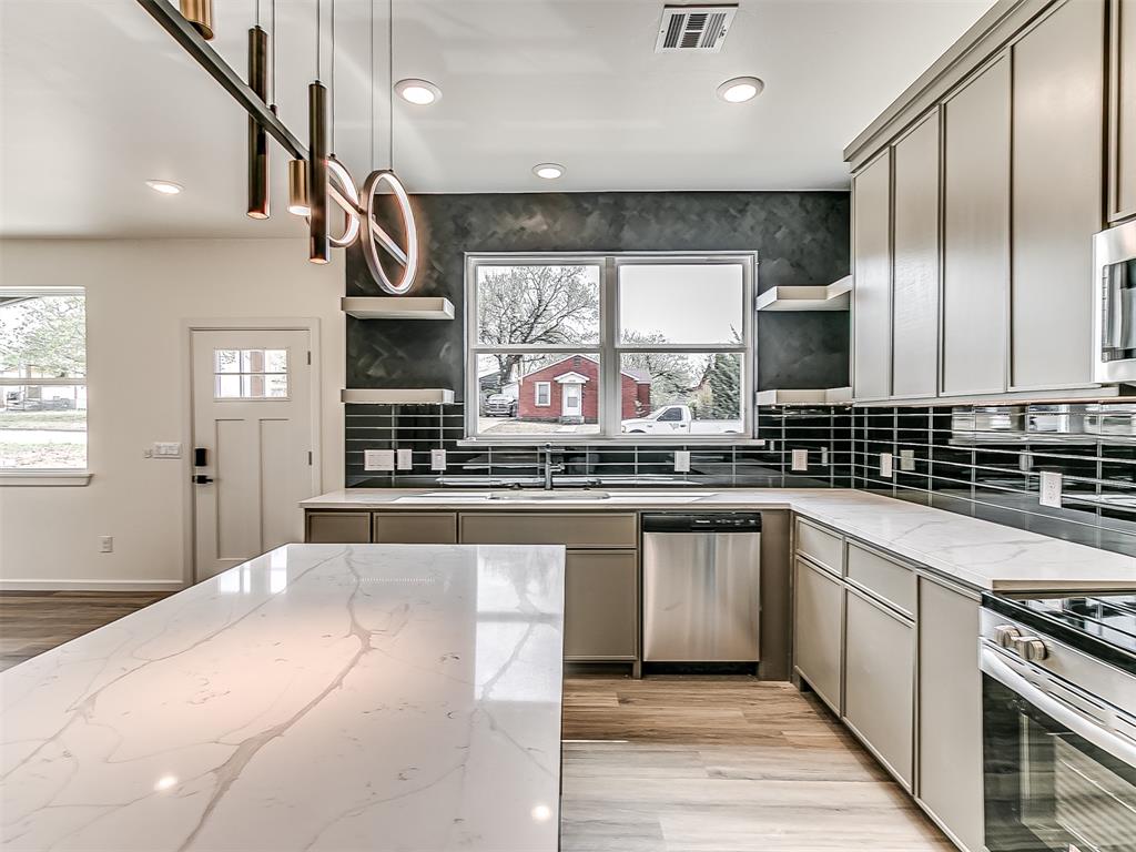 2021 NE 16th Terrace