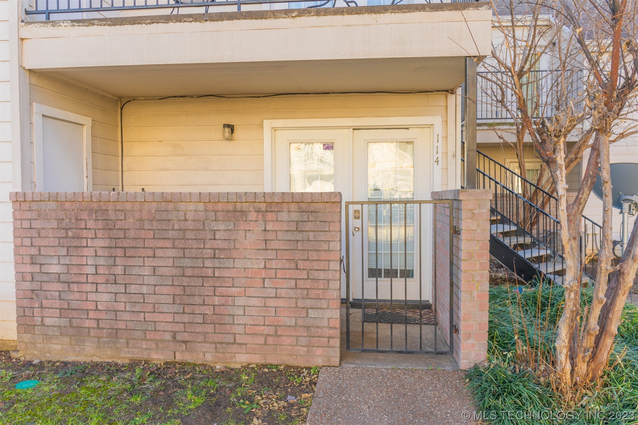 1904 E 66th Place 114