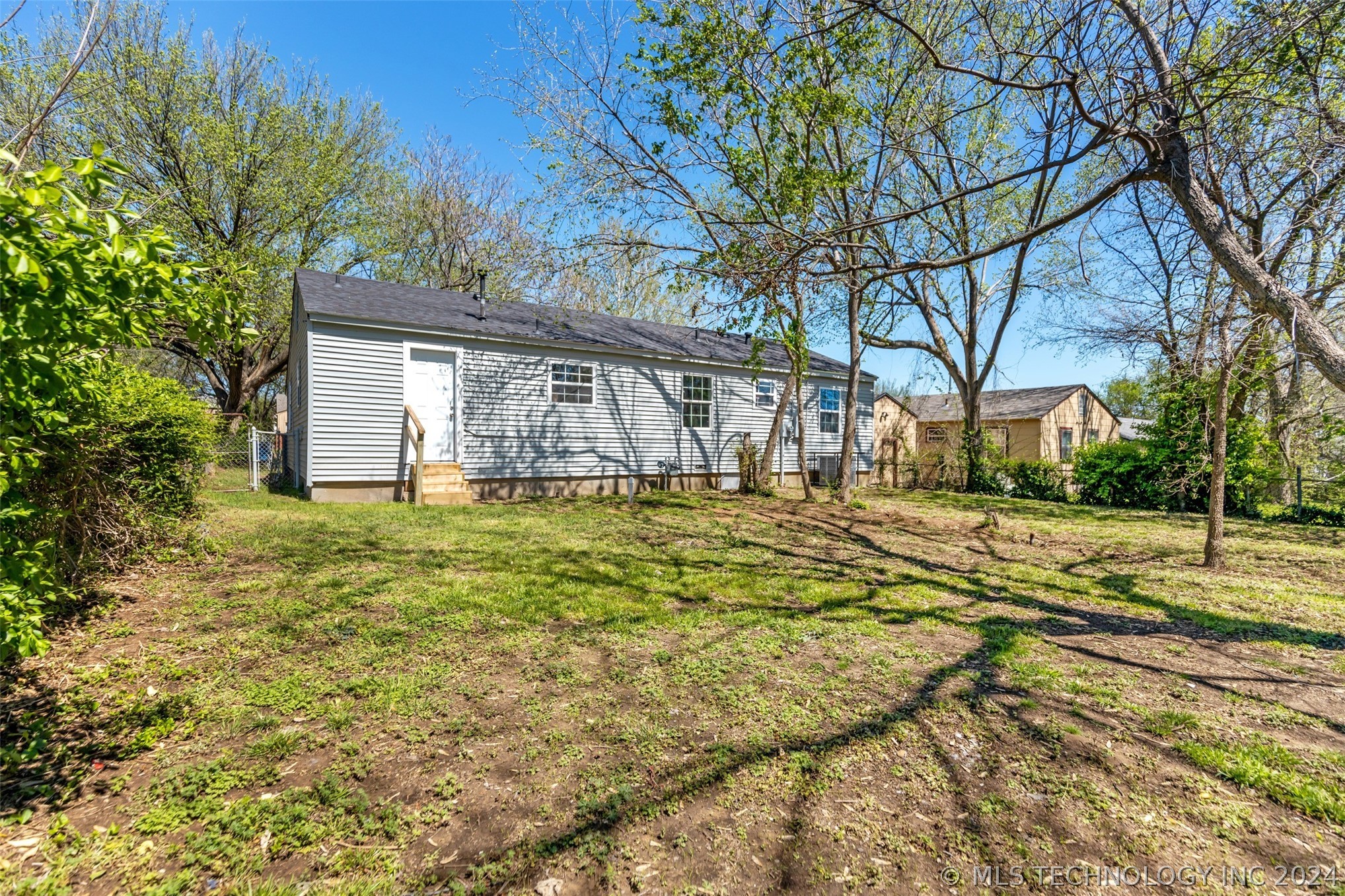 20 W 50th Street N