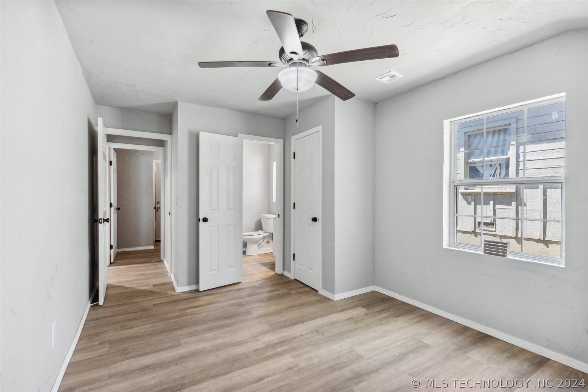 20 W 50th Street N
