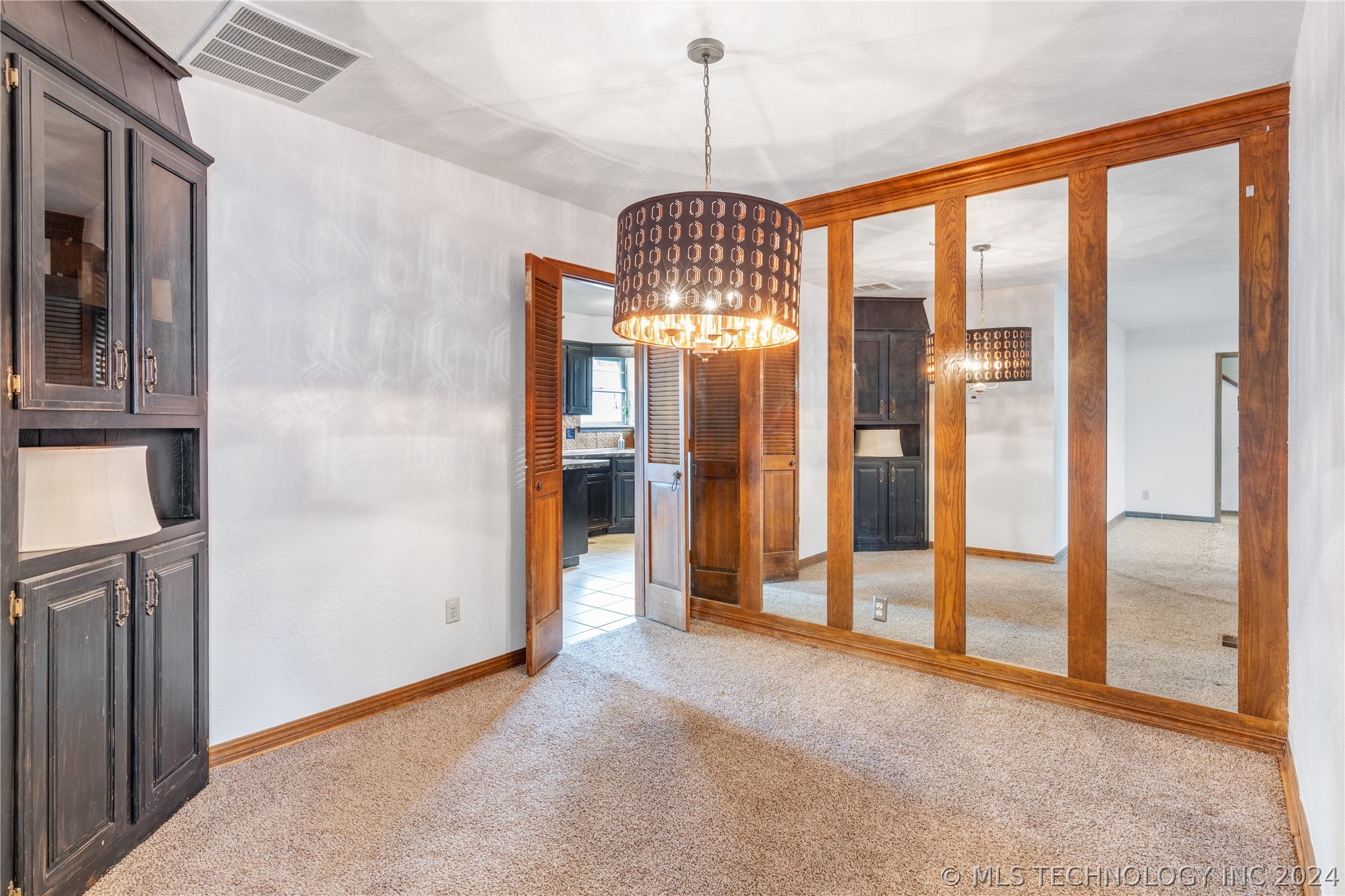 3753 S 99th East Avenue