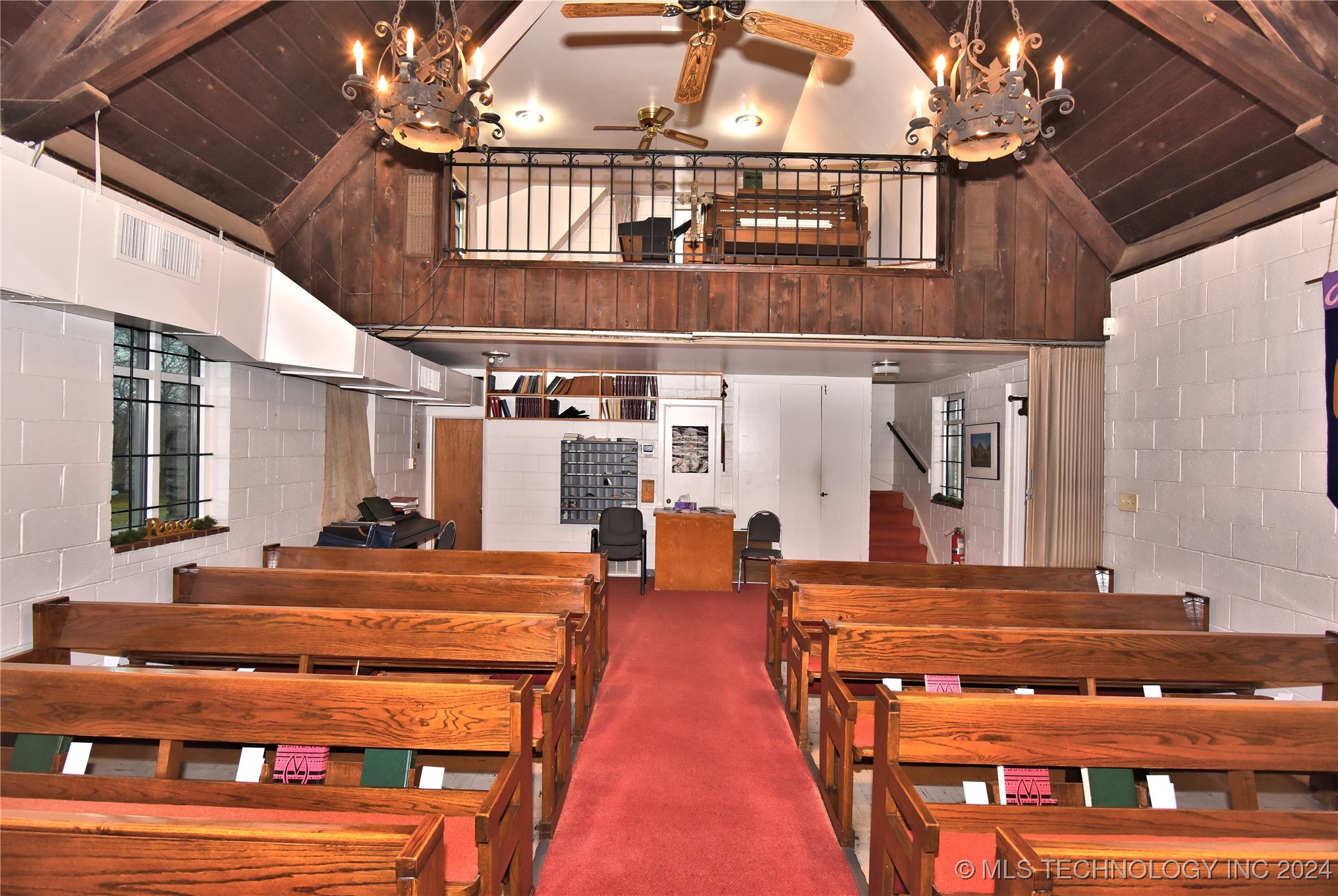 2330 N Quaker Avenue