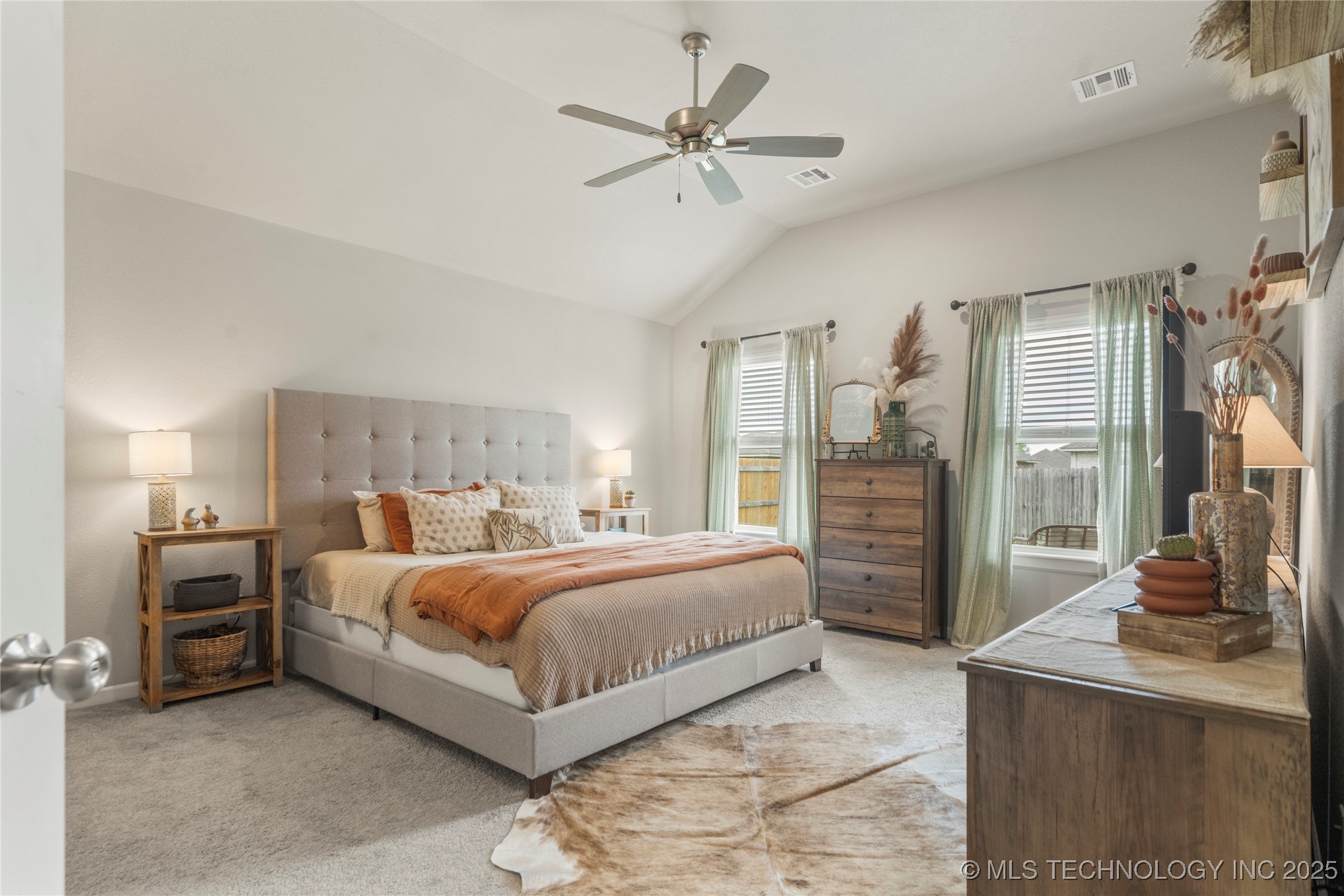 4904 E Galveston Place S