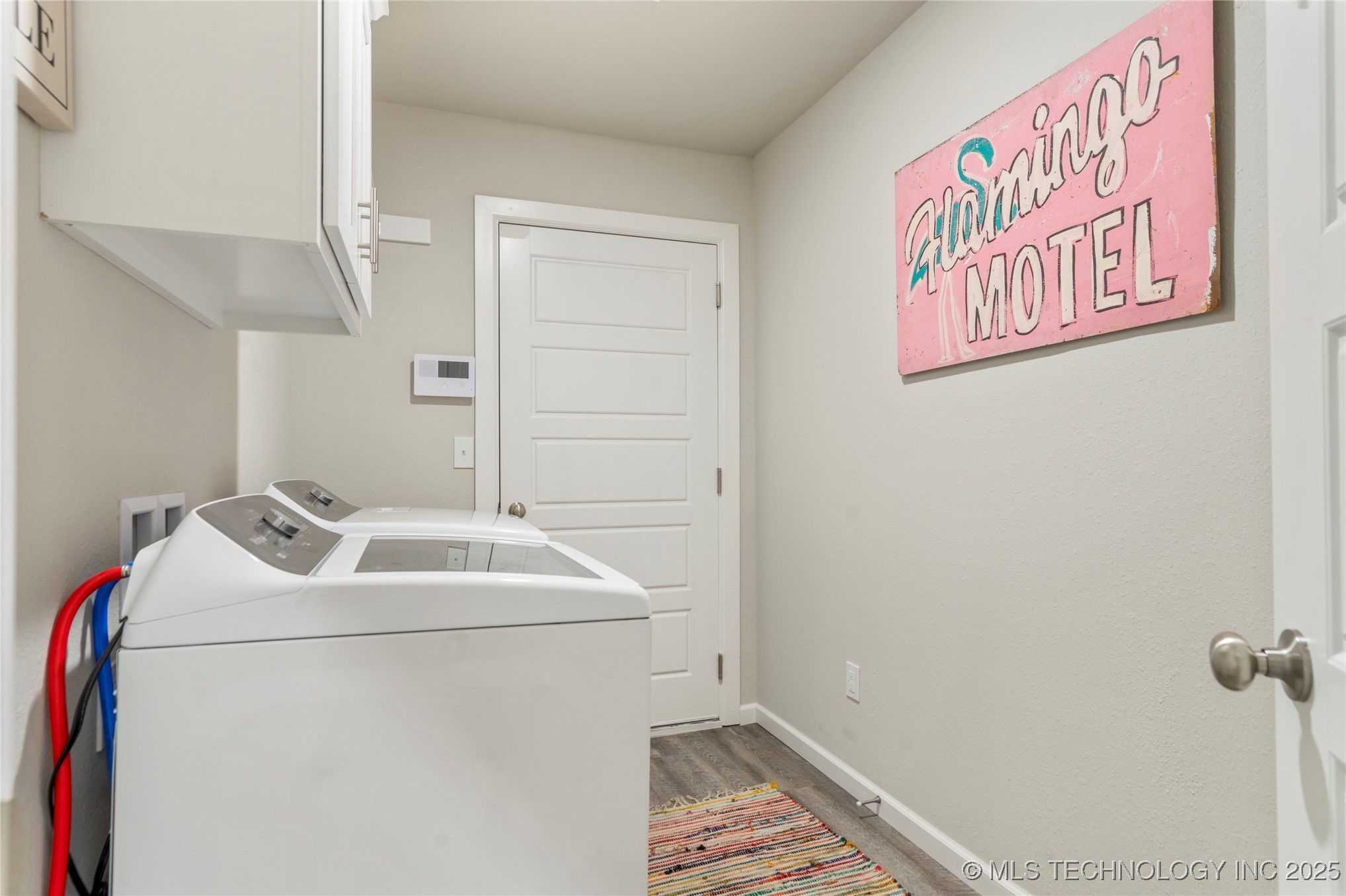 4904 E Galveston Place S