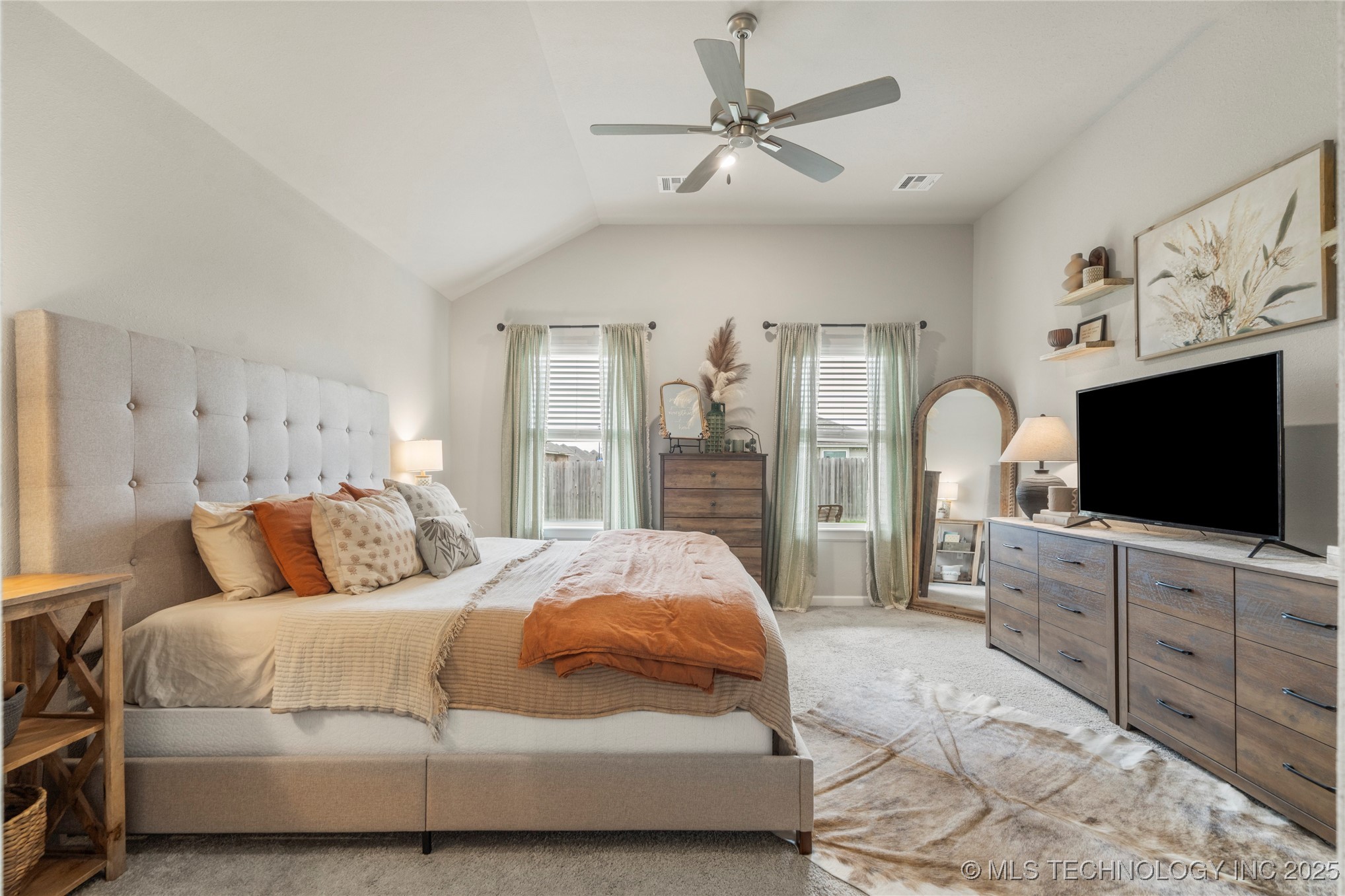 4904 E Galveston Place S