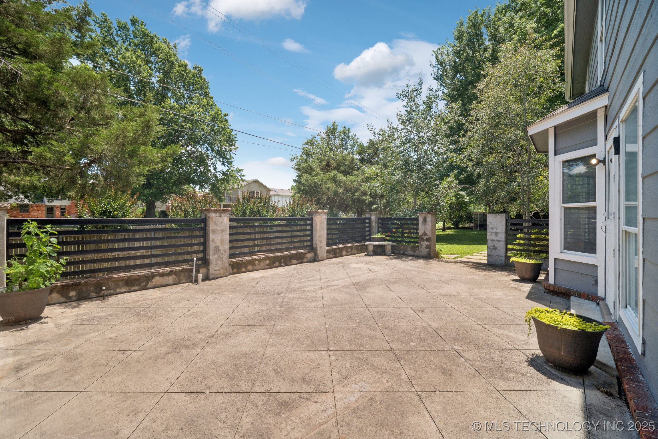 6603 S 107th Avenue E