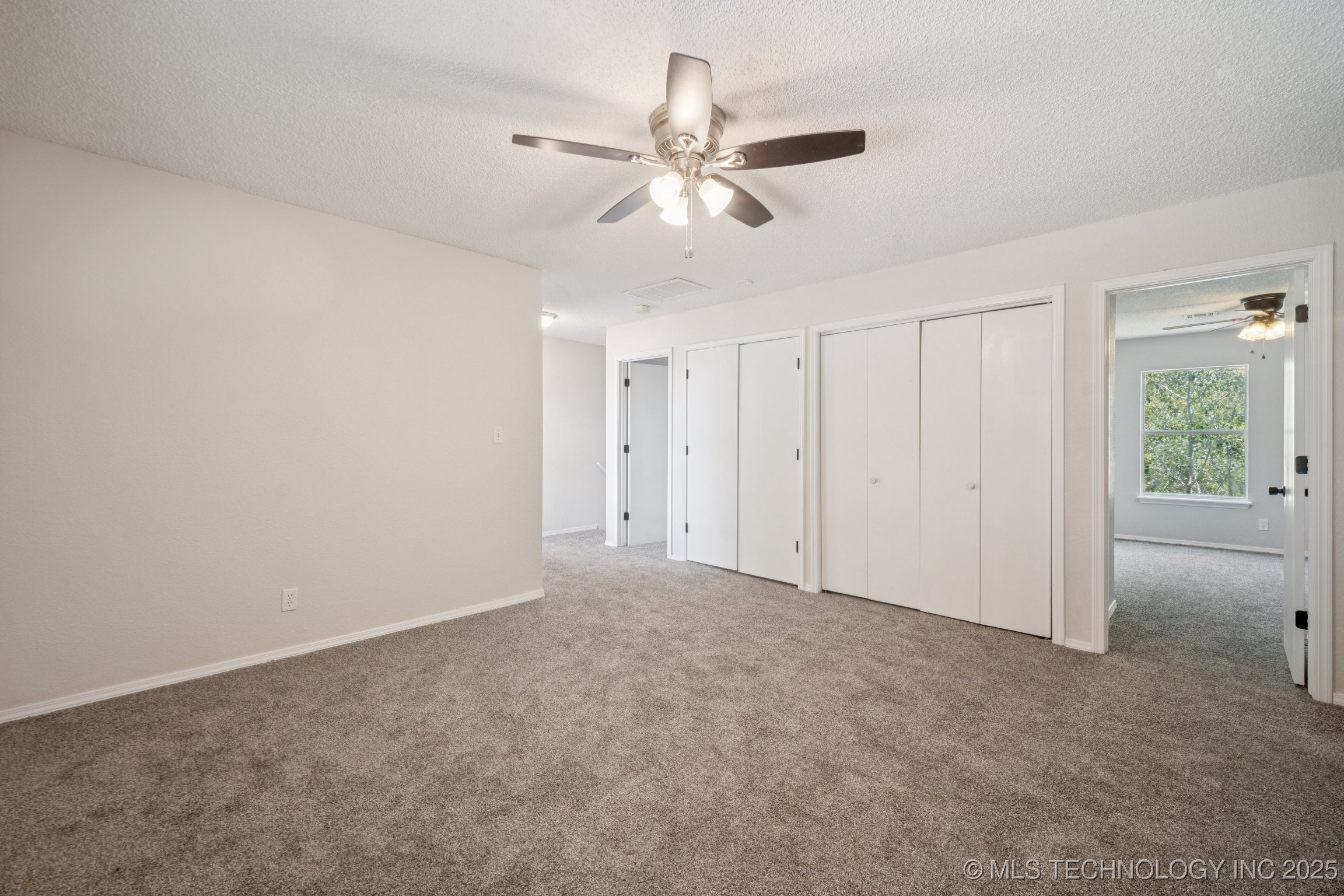 6603 S 107th Avenue E