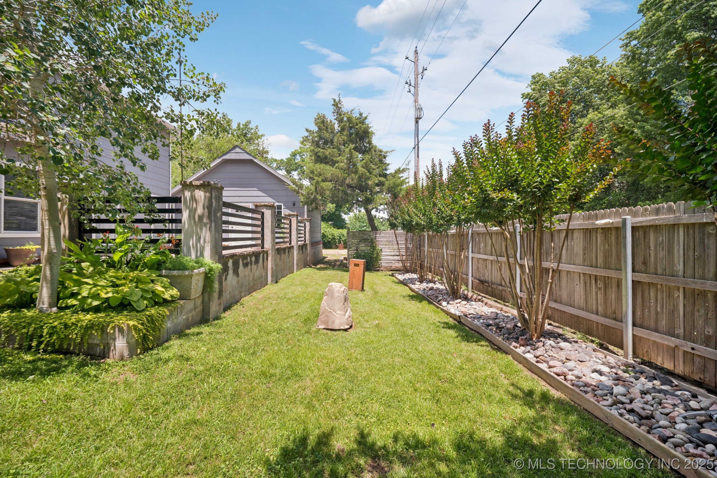 6603 S 107th Avenue E