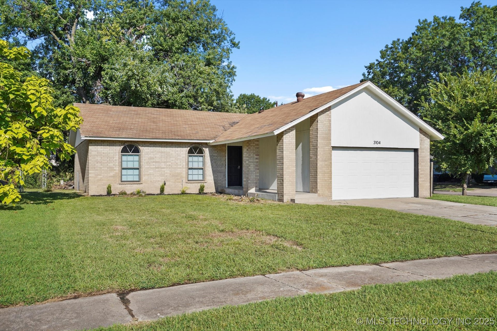 3104 S 115th East Avenue