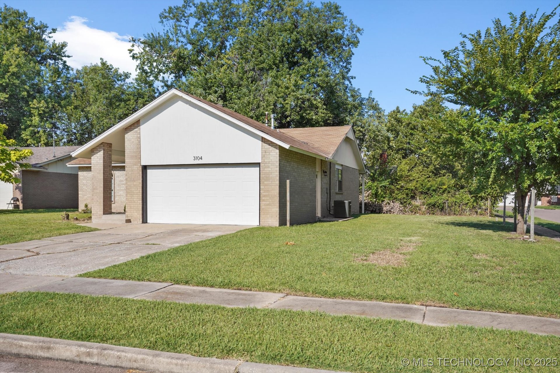 3104 S 115th East Avenue