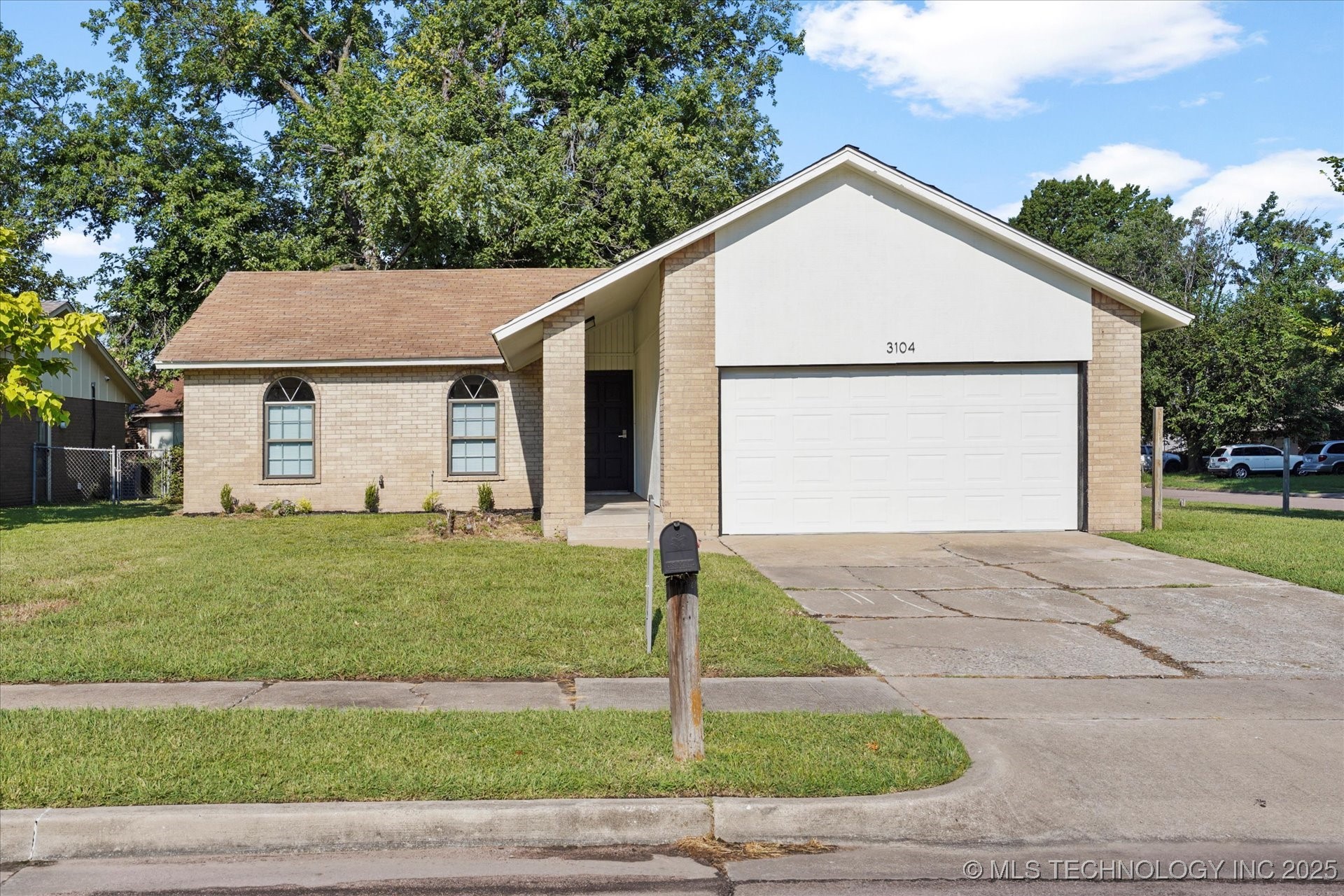 3104 S 115th East Avenue