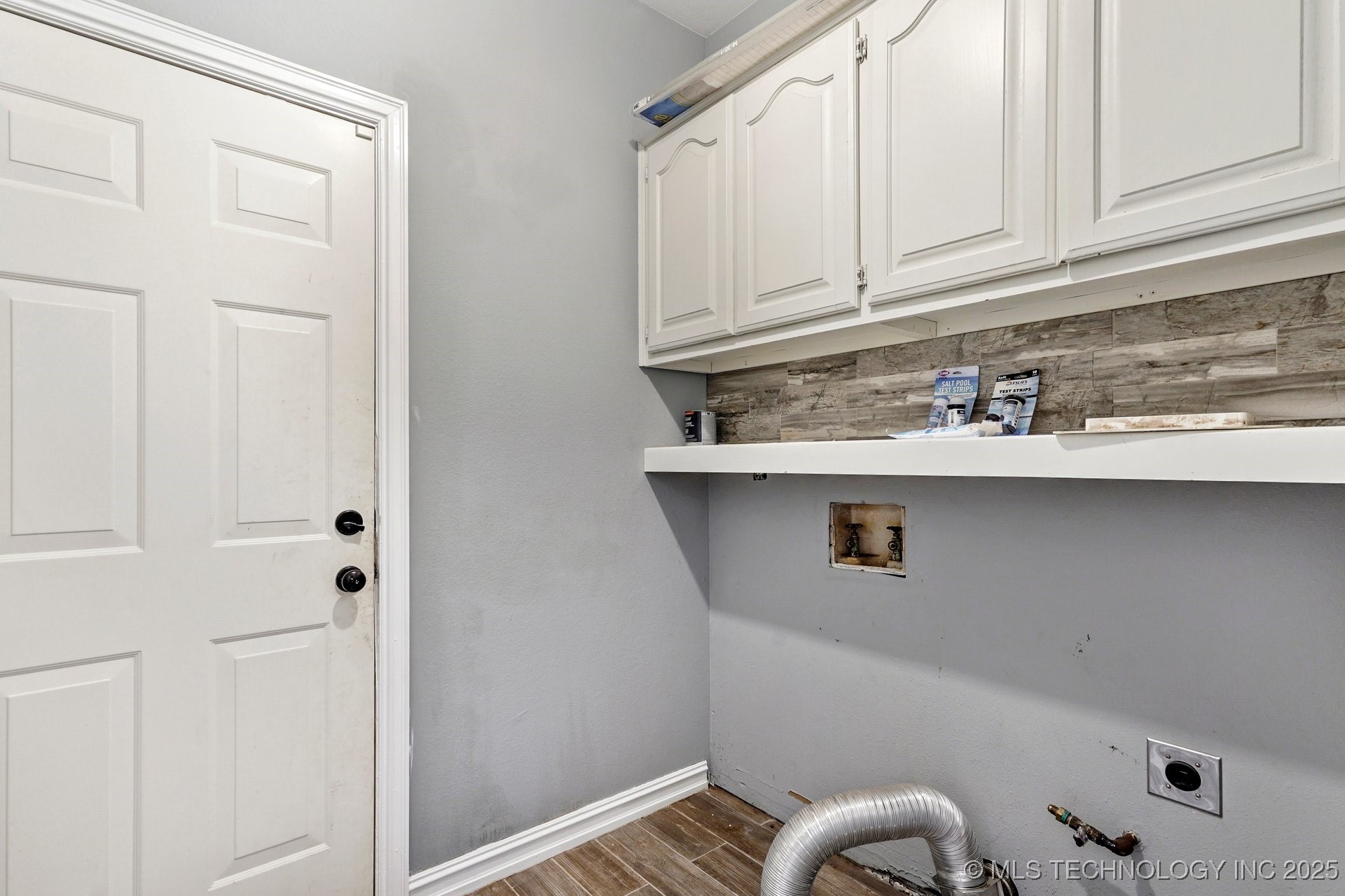 4003 S Rolling Oaks Drive