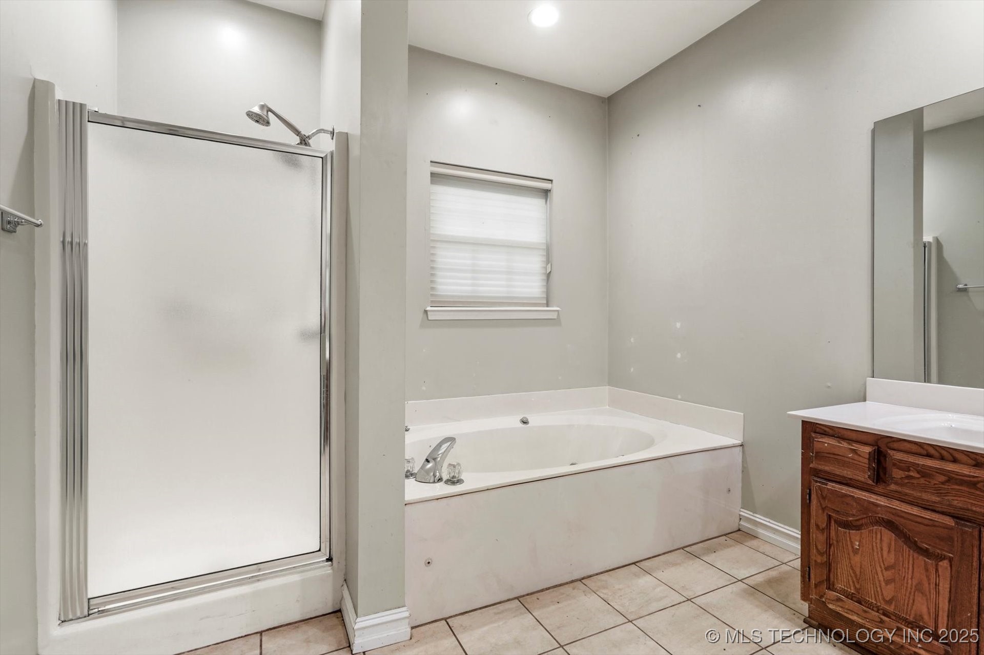 4003 S Rolling Oaks Drive