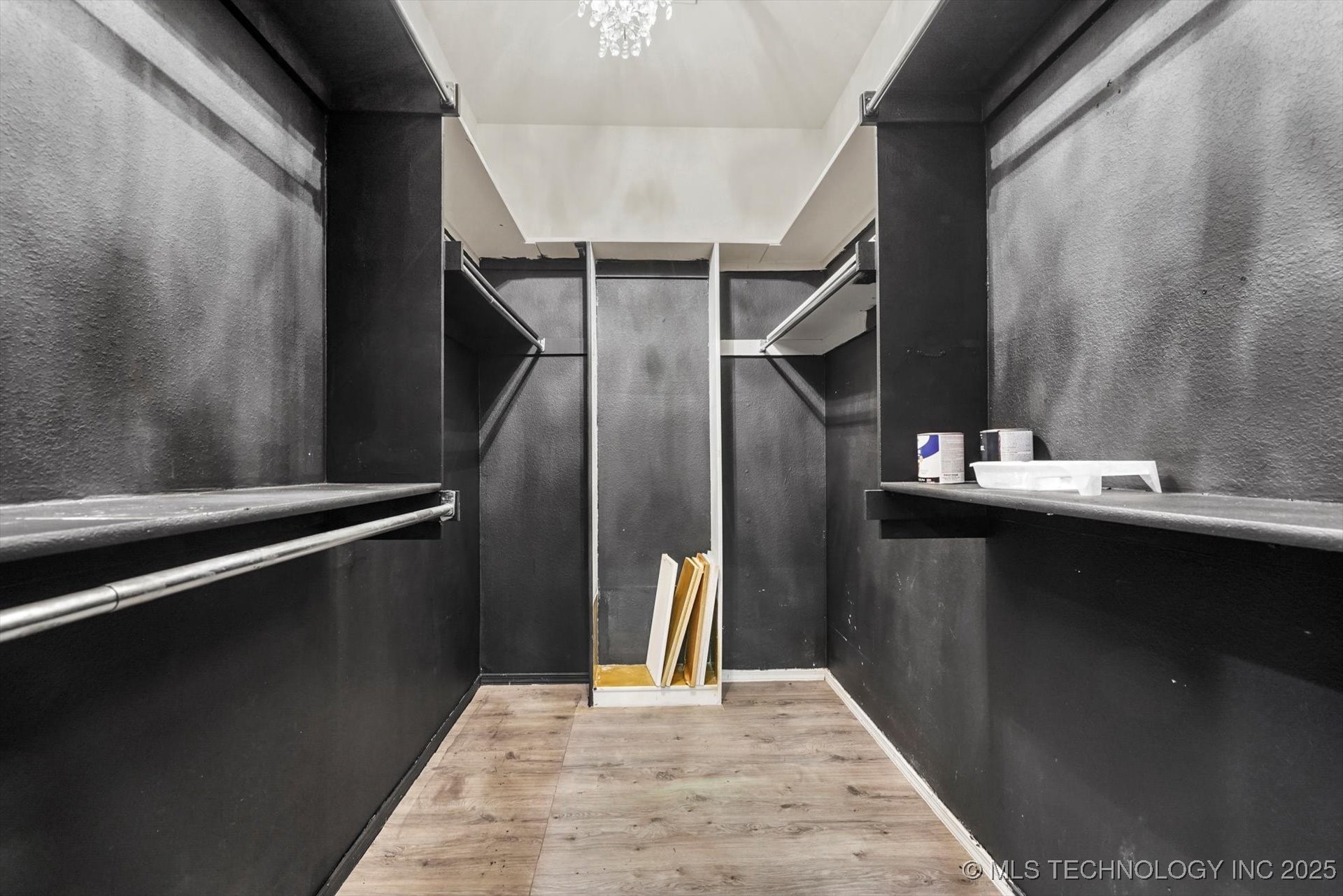 4003 S Rolling Oaks Drive