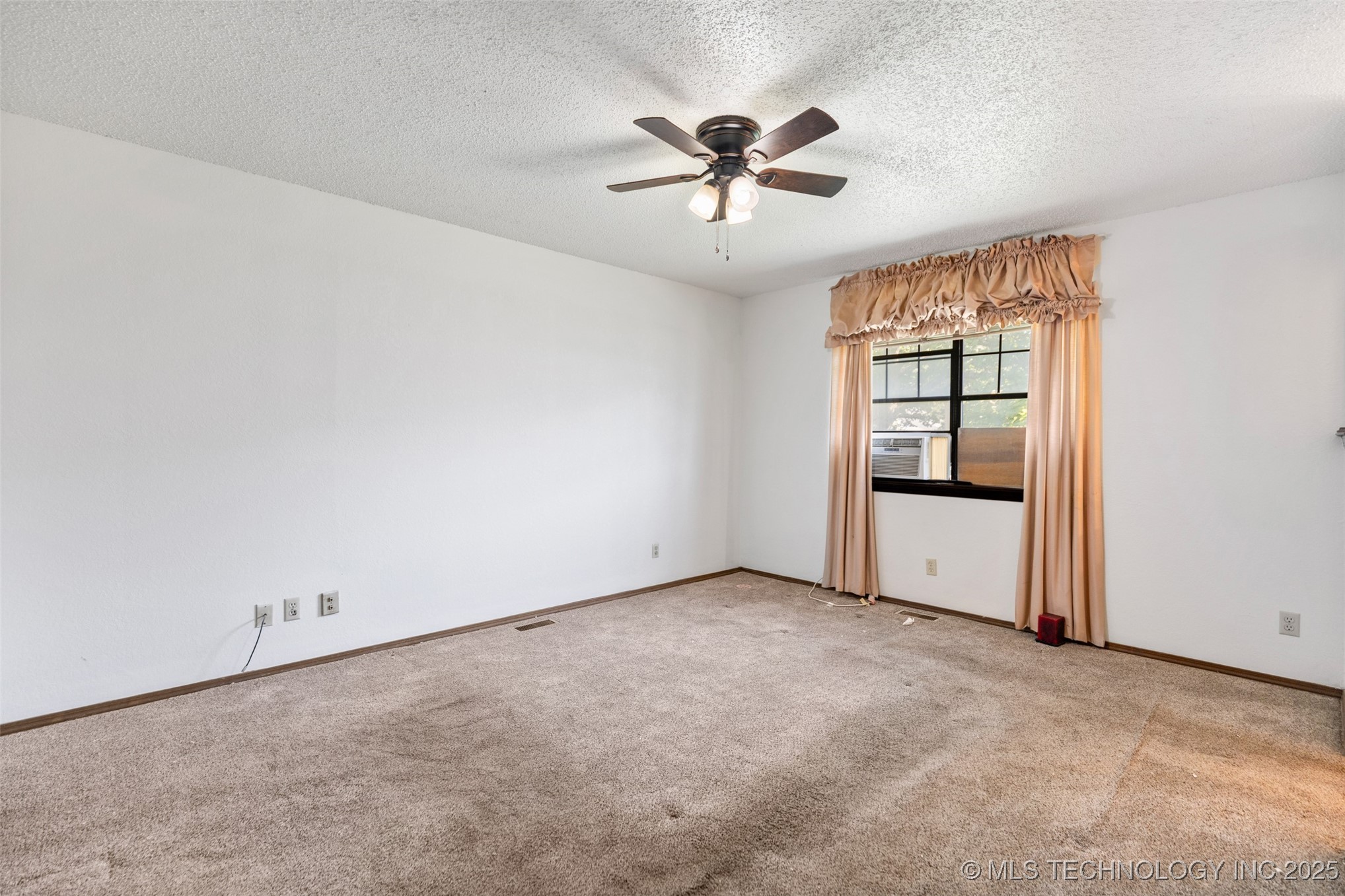 1100 N Oseuma Avenue C