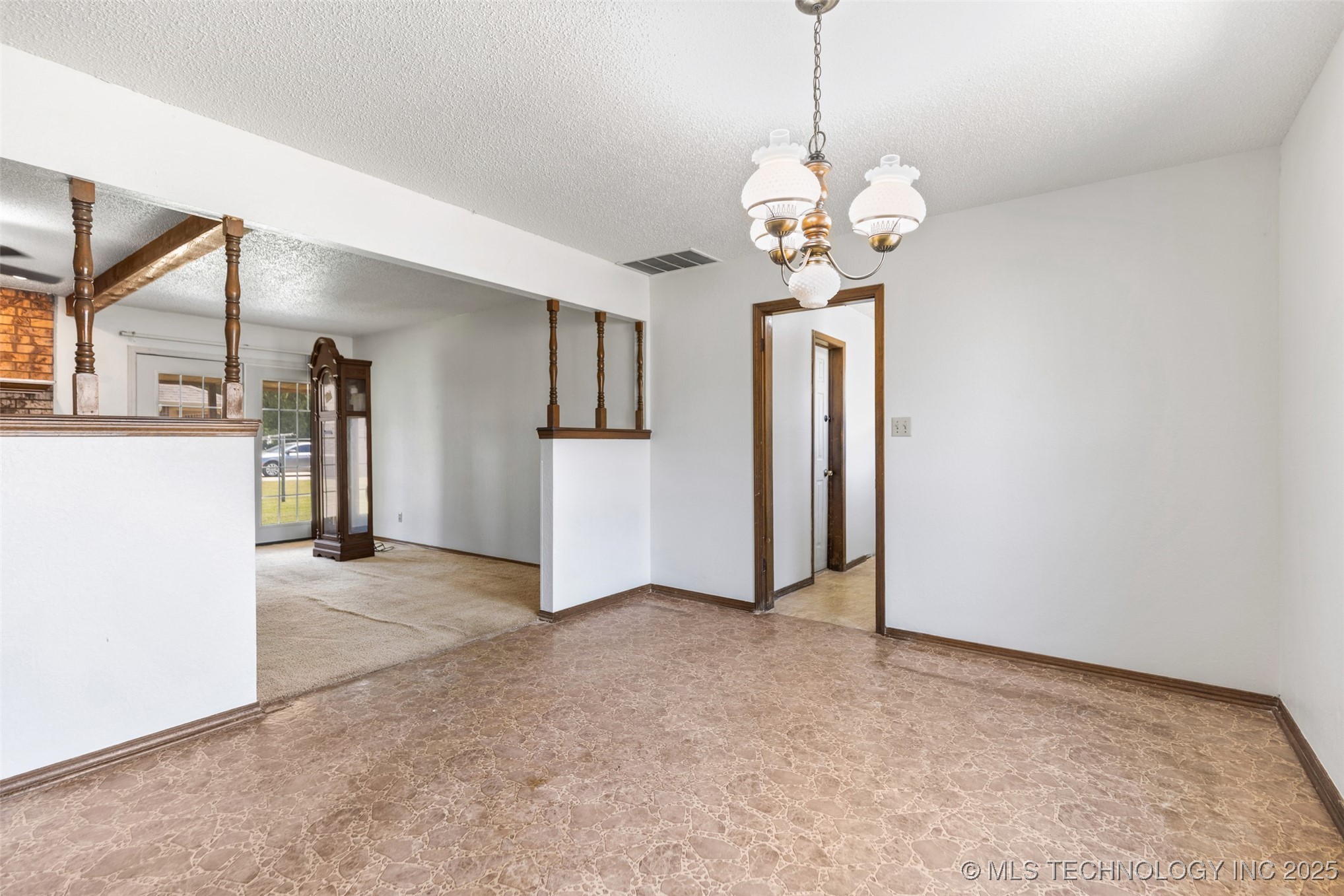 1100 N Oseuma Avenue C