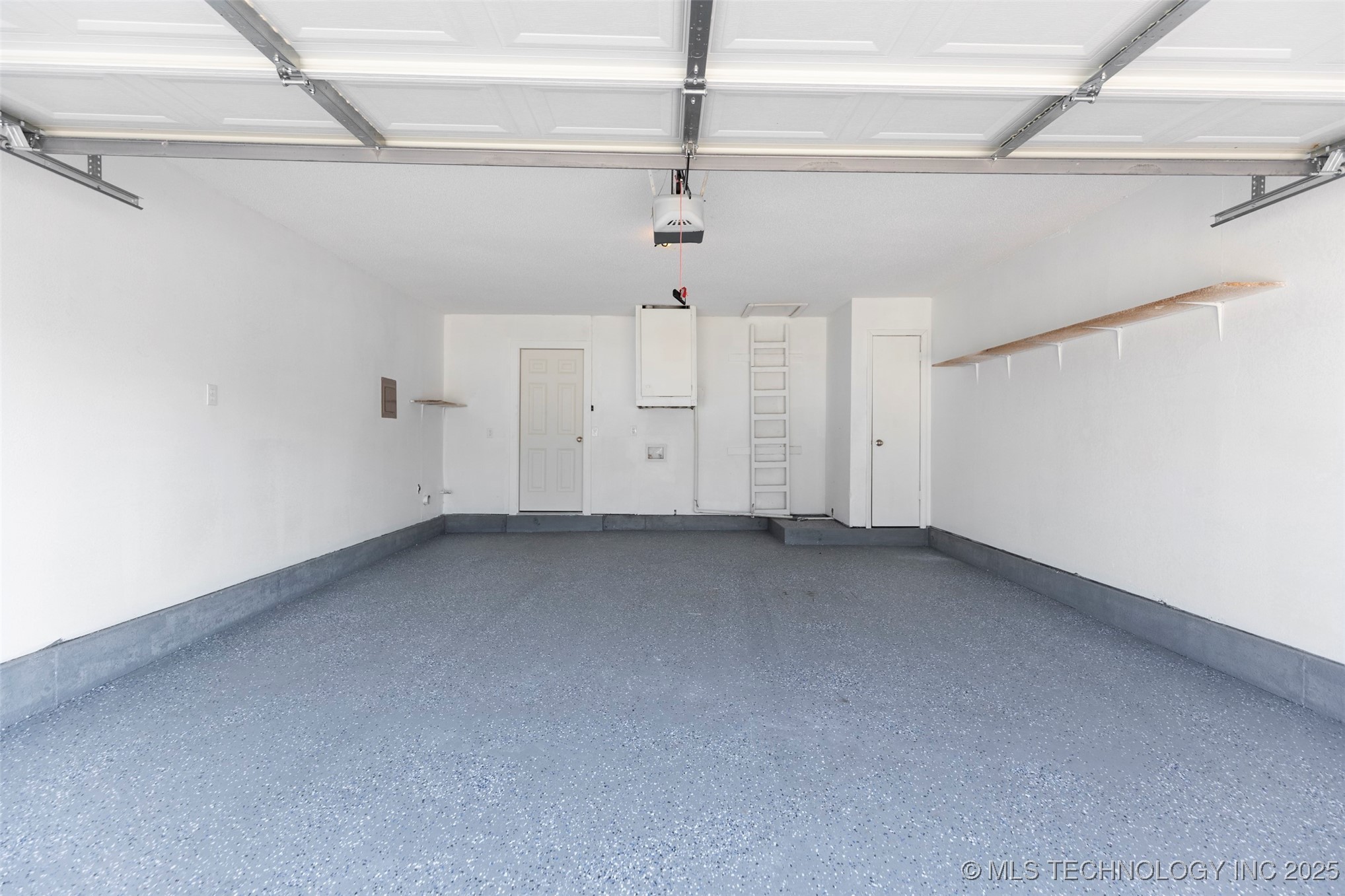 3817 S 109th East Avenue