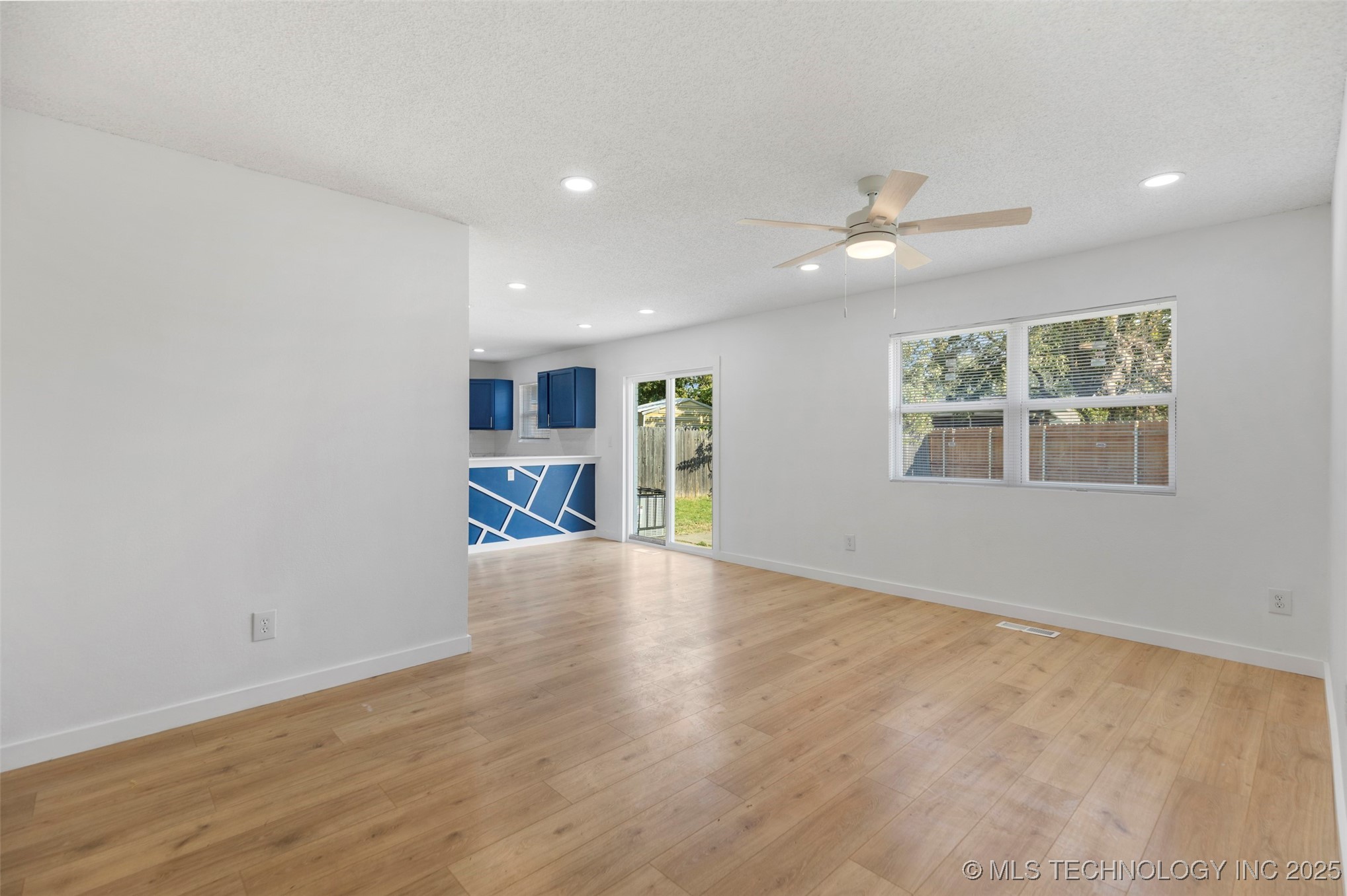 3817 S 109th East Avenue