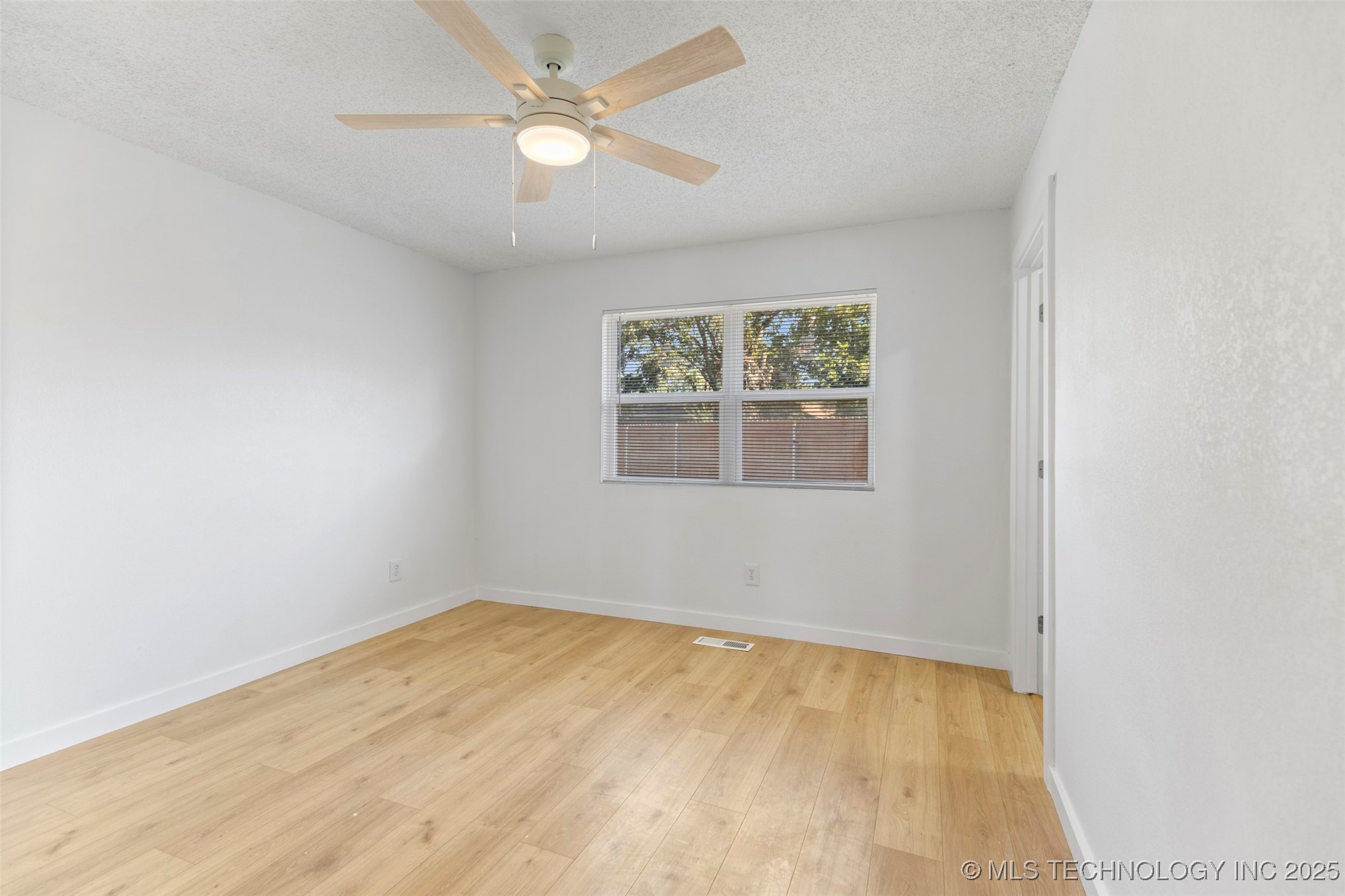 3817 S 109th East Avenue