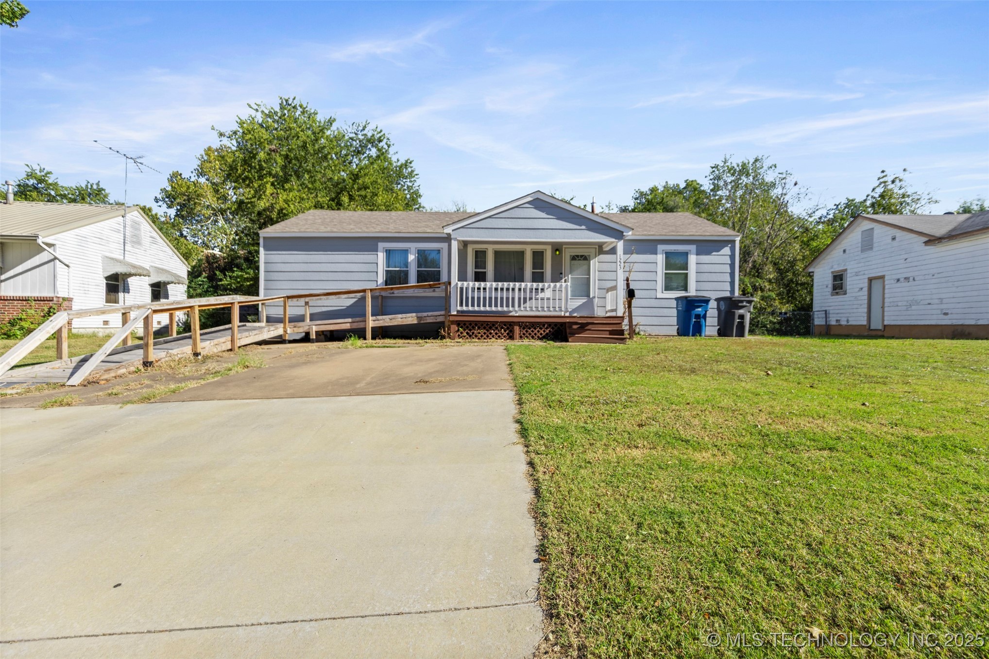 1223 N 76th East Avenue E