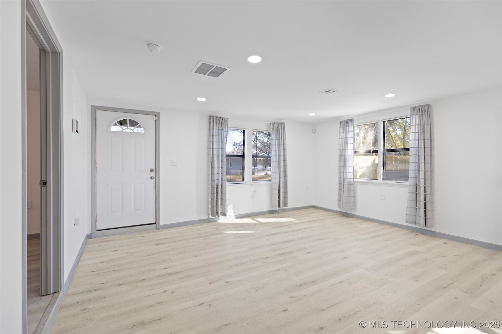 442 S 54th West Avenue