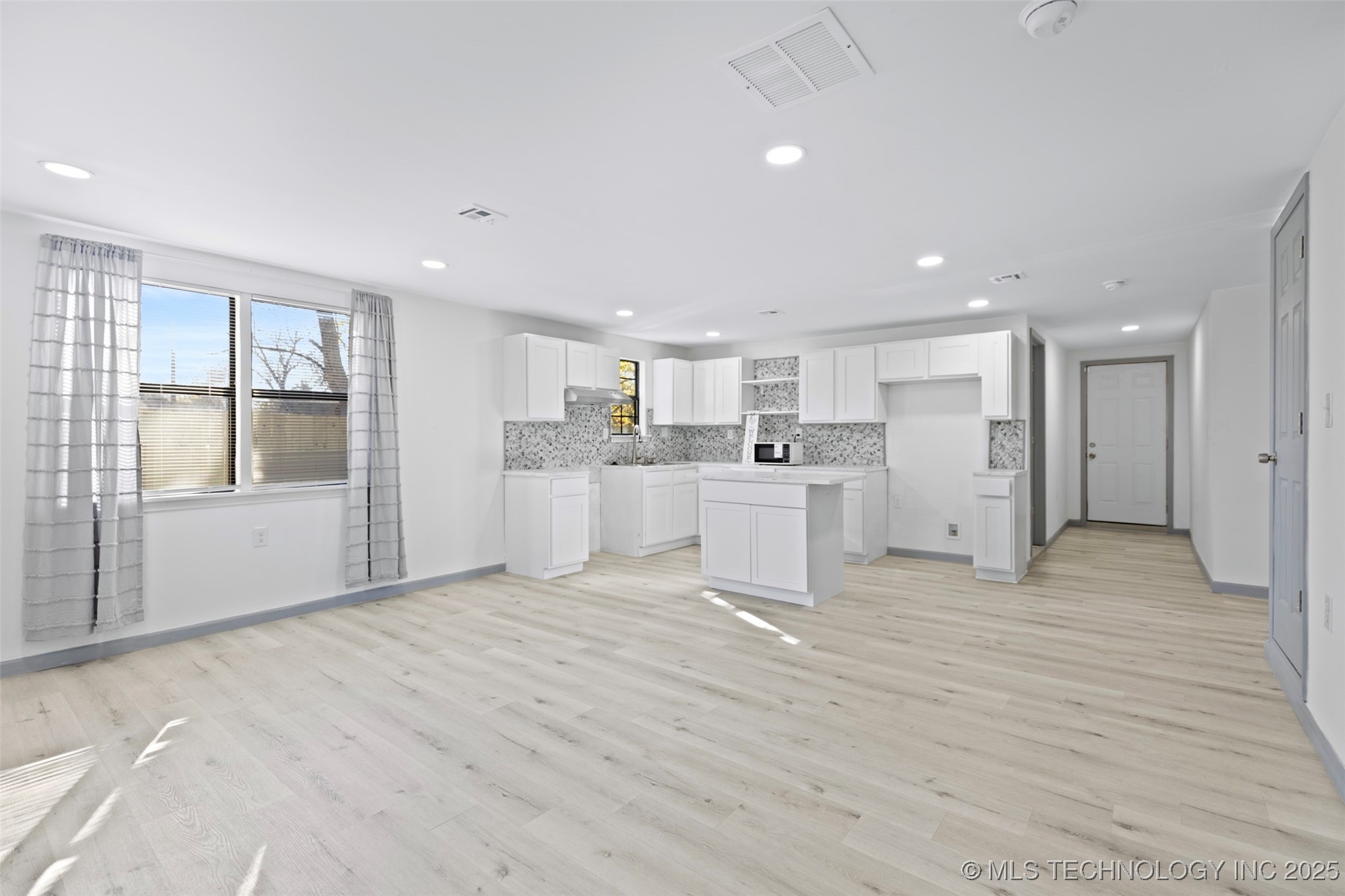 442 S 54th West Avenue