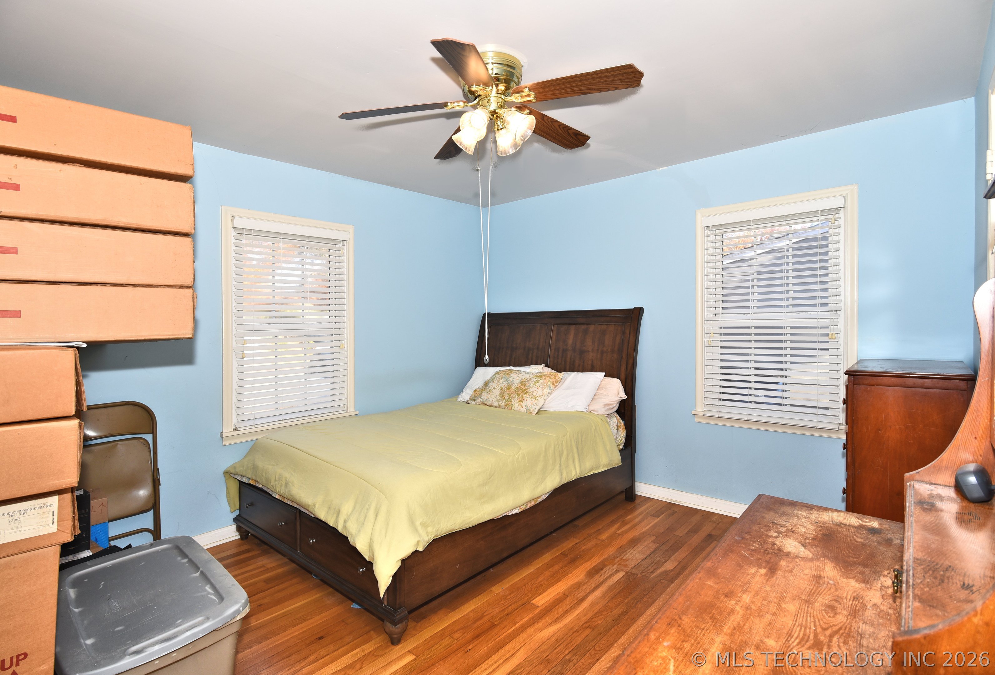 1624 E 45th Place