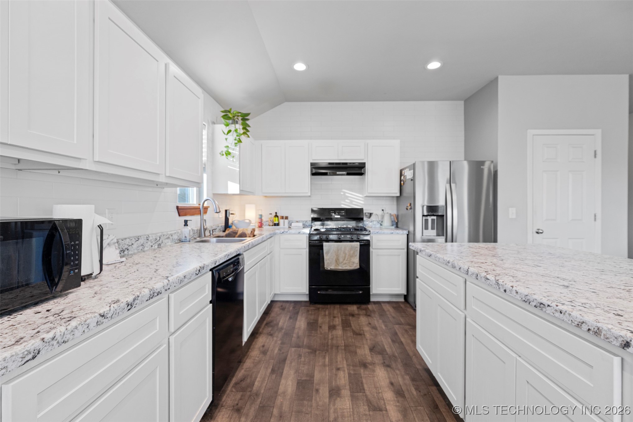 10014 E 110th Place North