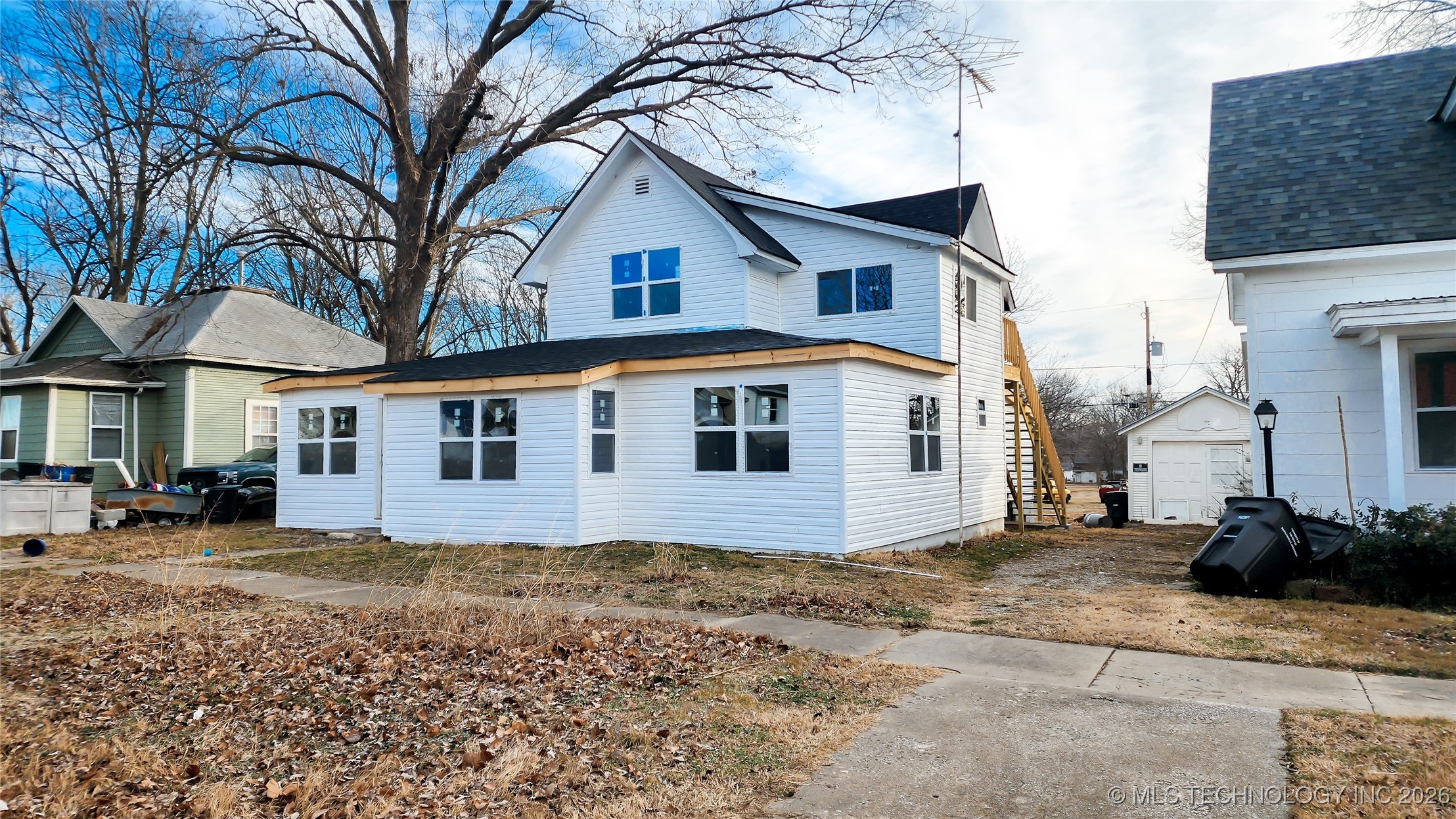 818 S Wyandotte Avenue