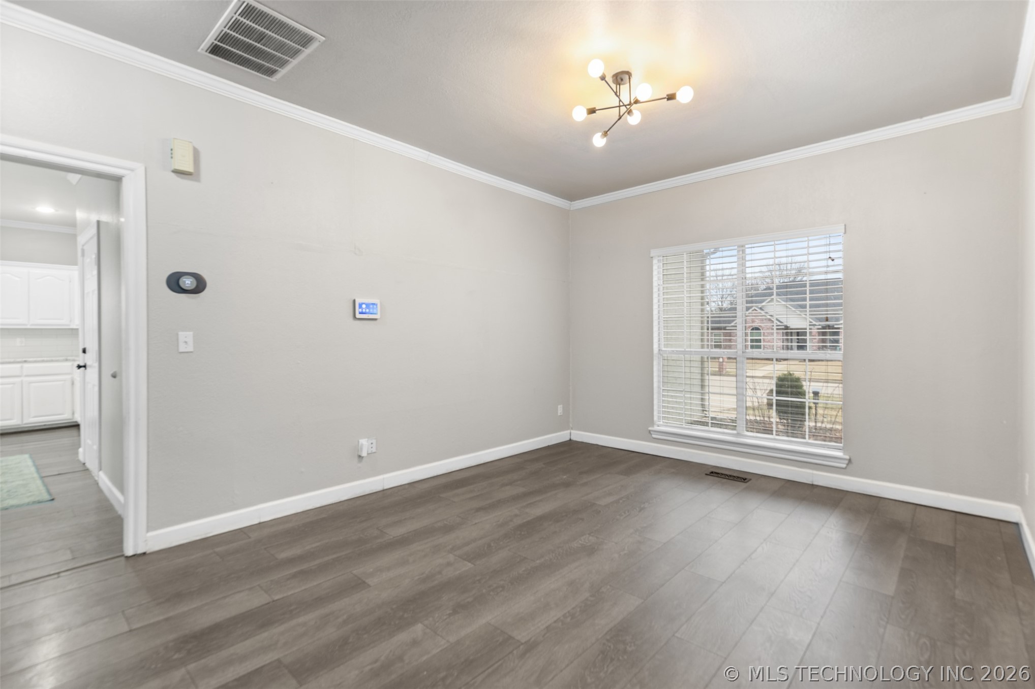 2412 W Vicksburg Street