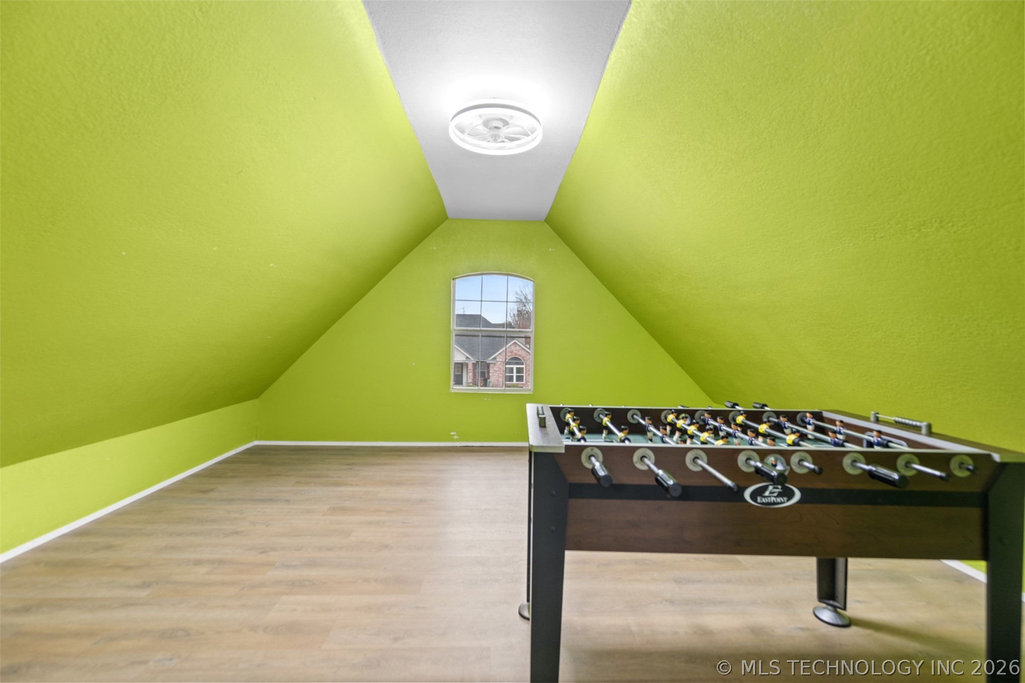 2412 W Vicksburg Street