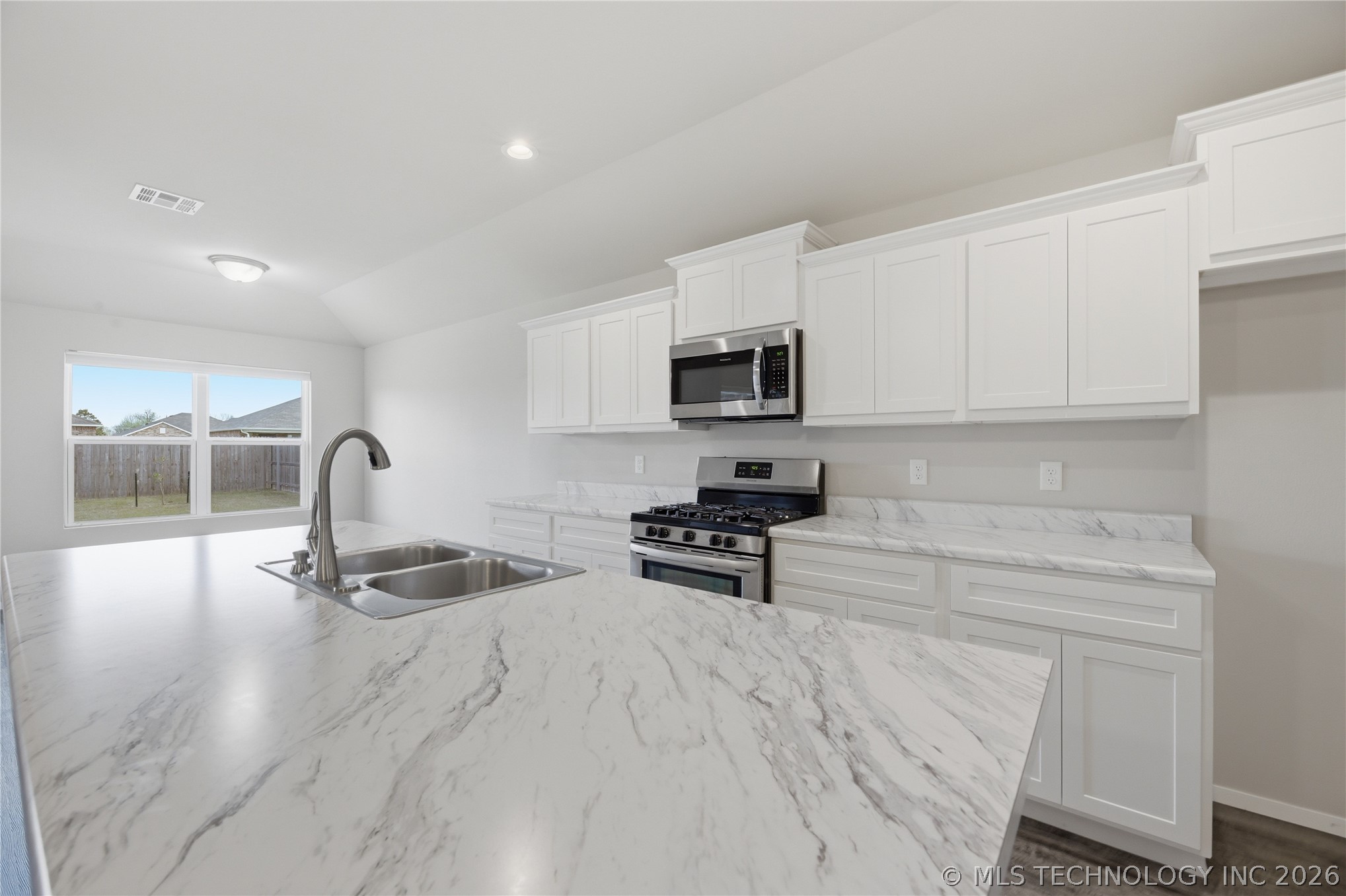 8501 E 162nd Street