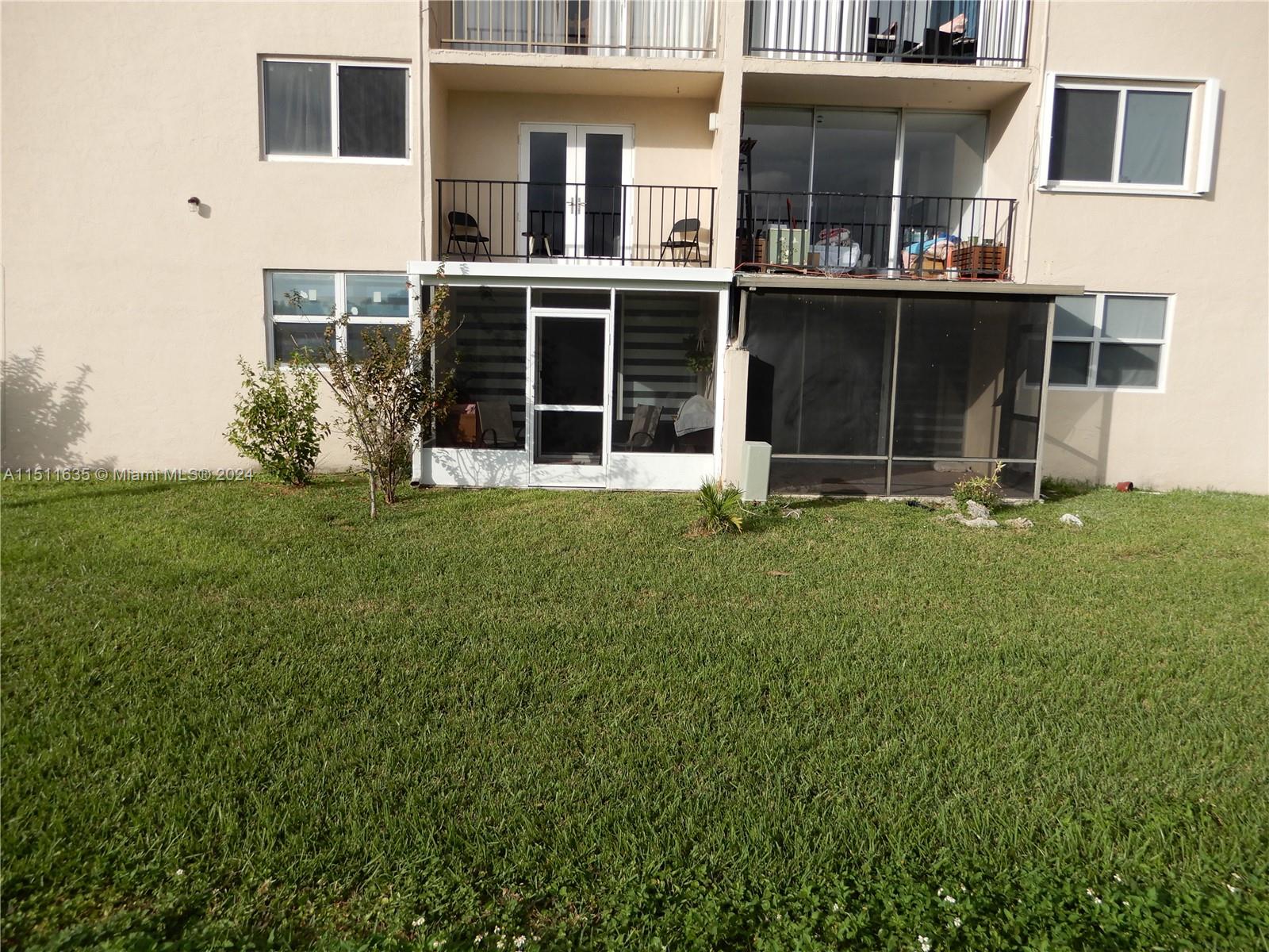 870 NW 87th Ave # 103