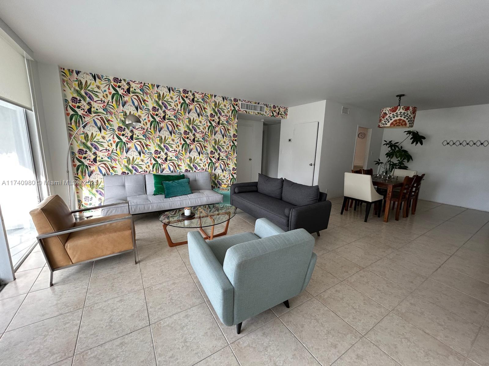 3301 NE 5th Ave # 201