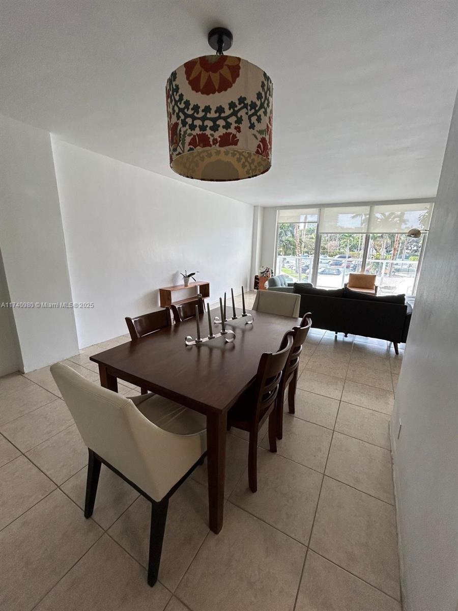 3301 NE 5th Ave # 201