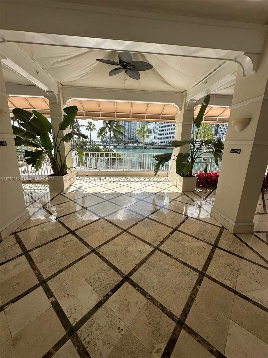 701 Brickell Key Blvd # 1808