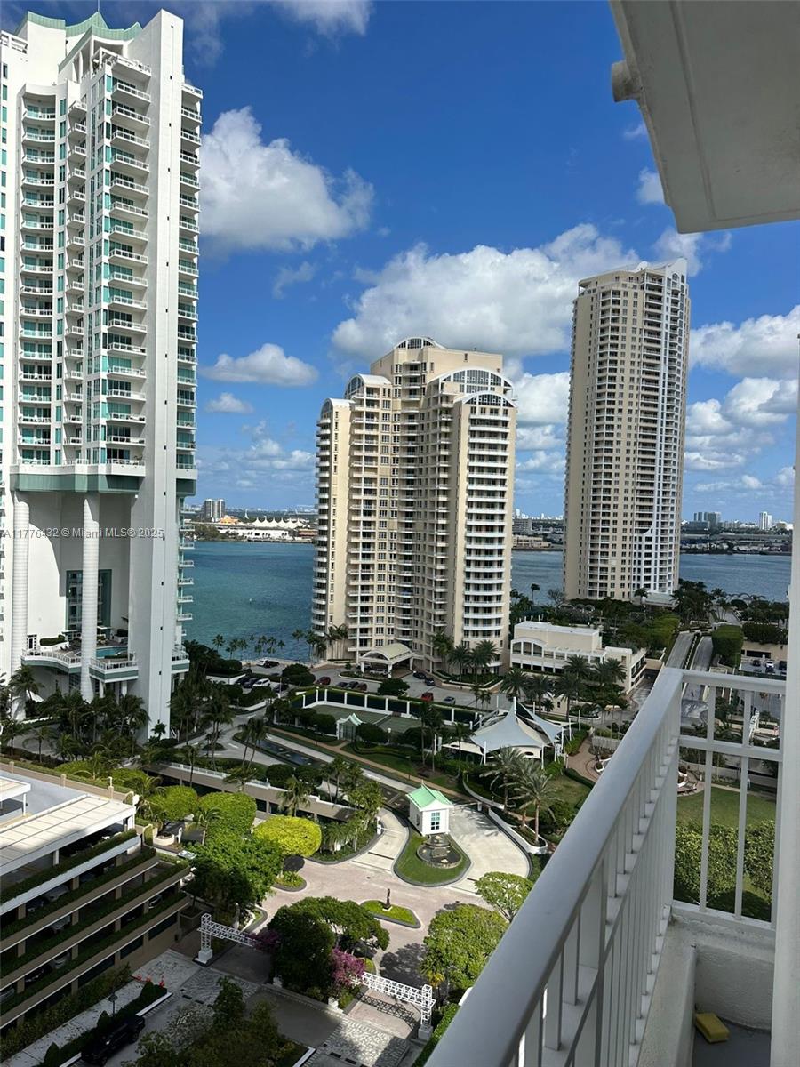 701 Brickell Key Blvd # 1808