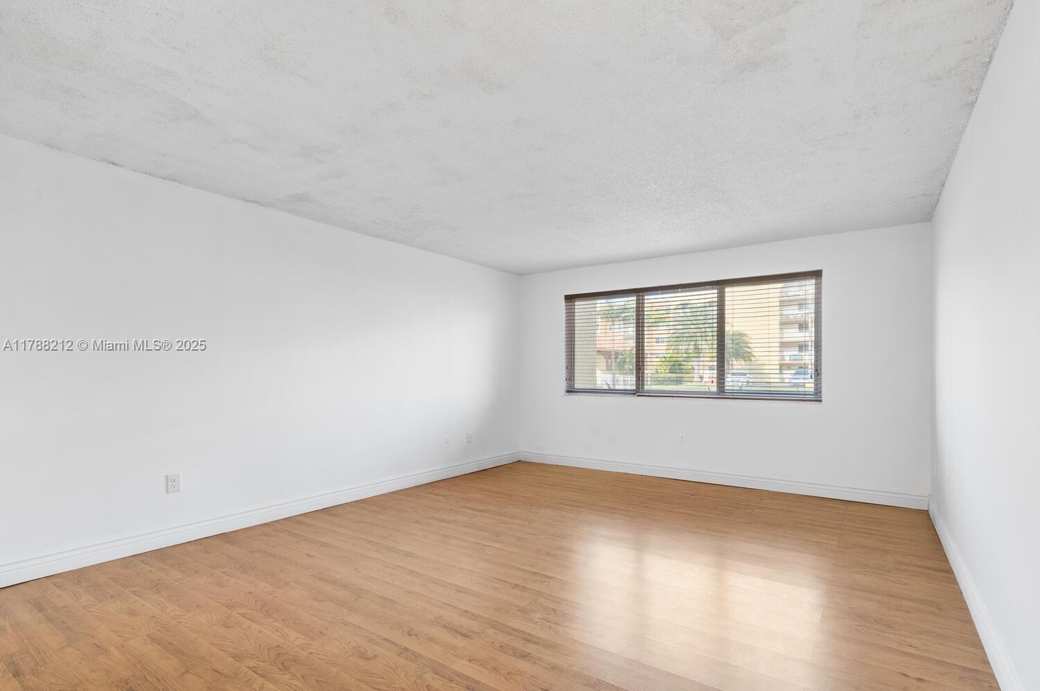 6980 NW 186th St # 120 Unit: 3-120