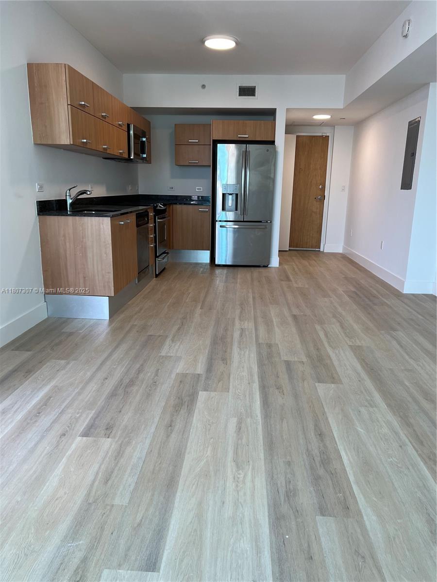 350 S Miami Ave Unit: 2211