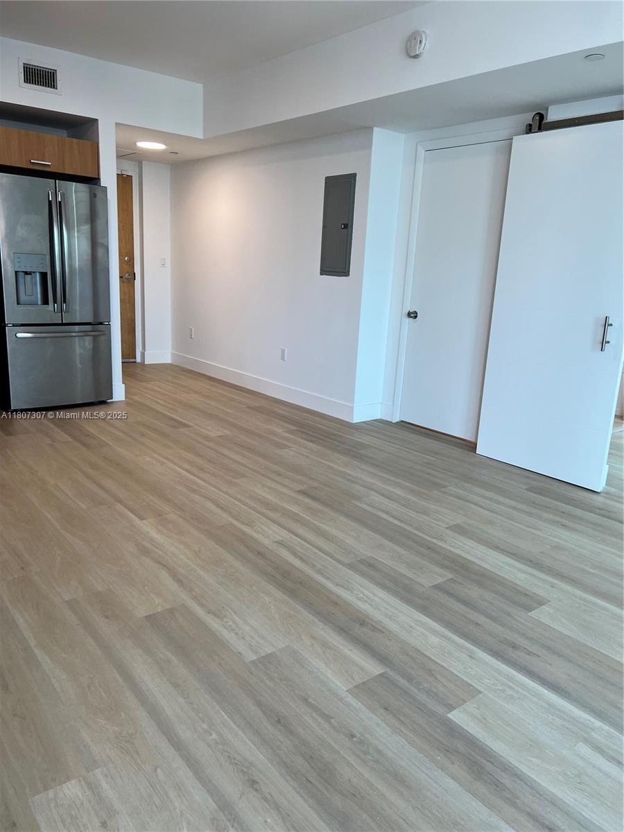 350 S Miami Ave Unit: 2211