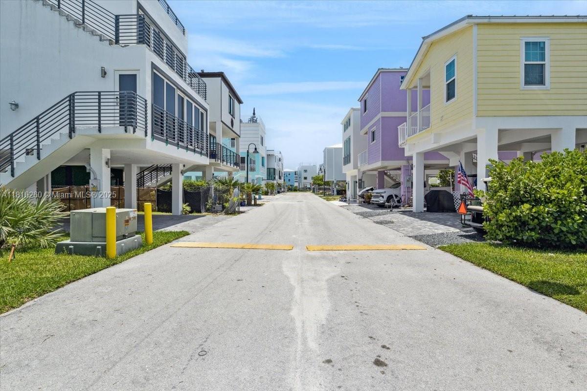 94825 Overseas Hwy #70