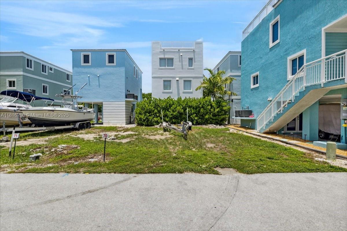 94825 Overseas Hwy #70