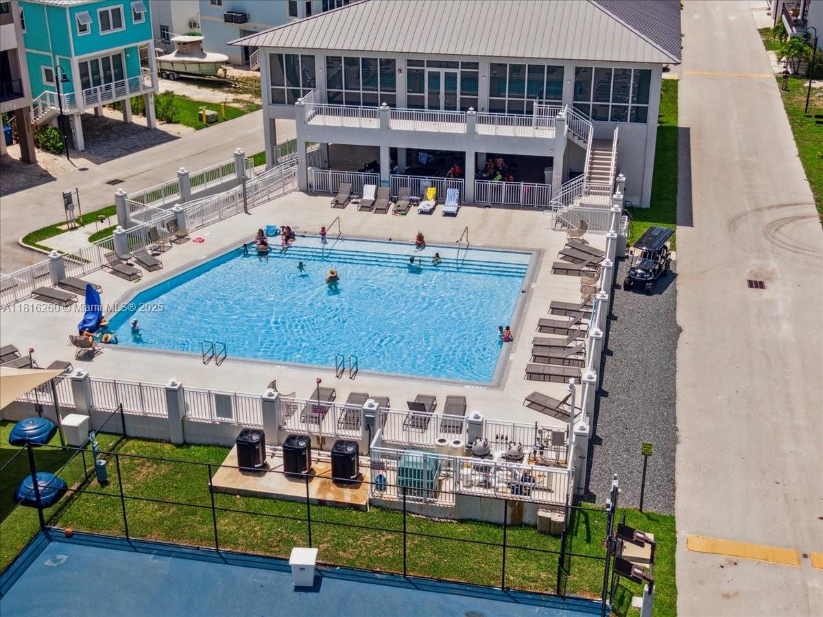 94825 Overseas Hwy #70