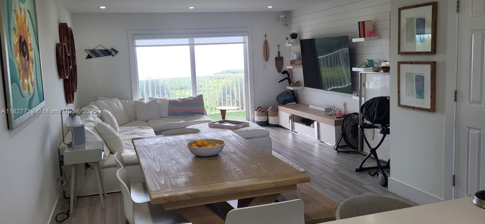 1550 S Ocean Dr # 16