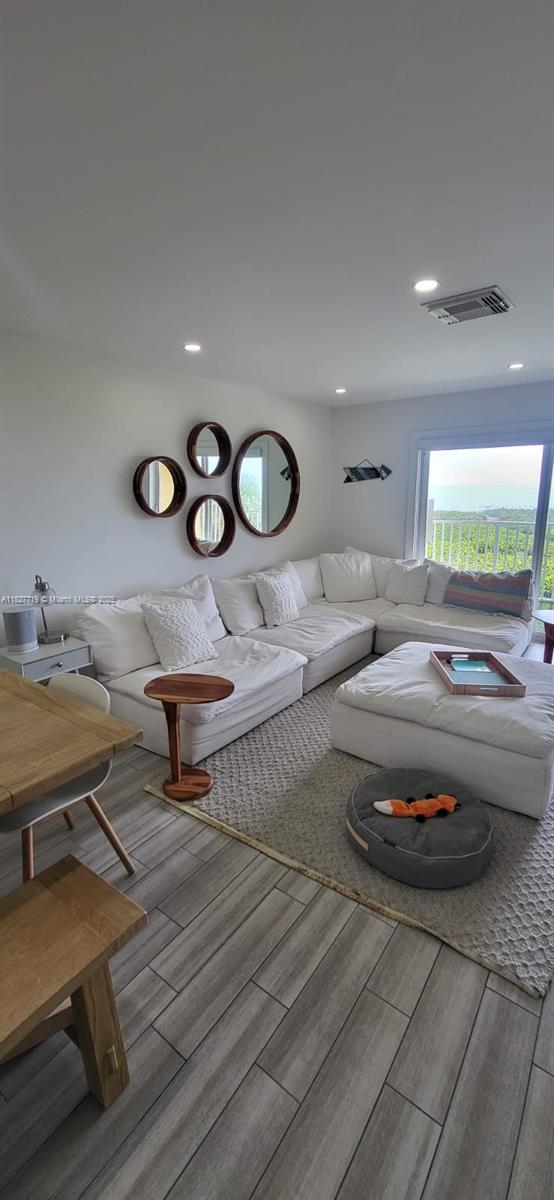 1550 S Ocean Dr # 16