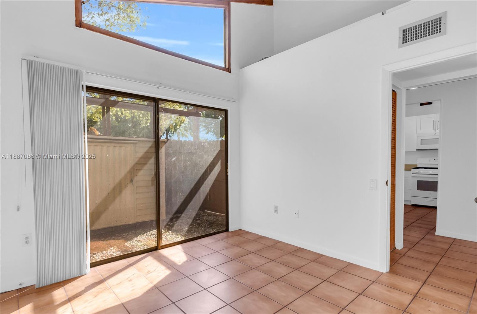 11371 SW 112th Cir Ln S