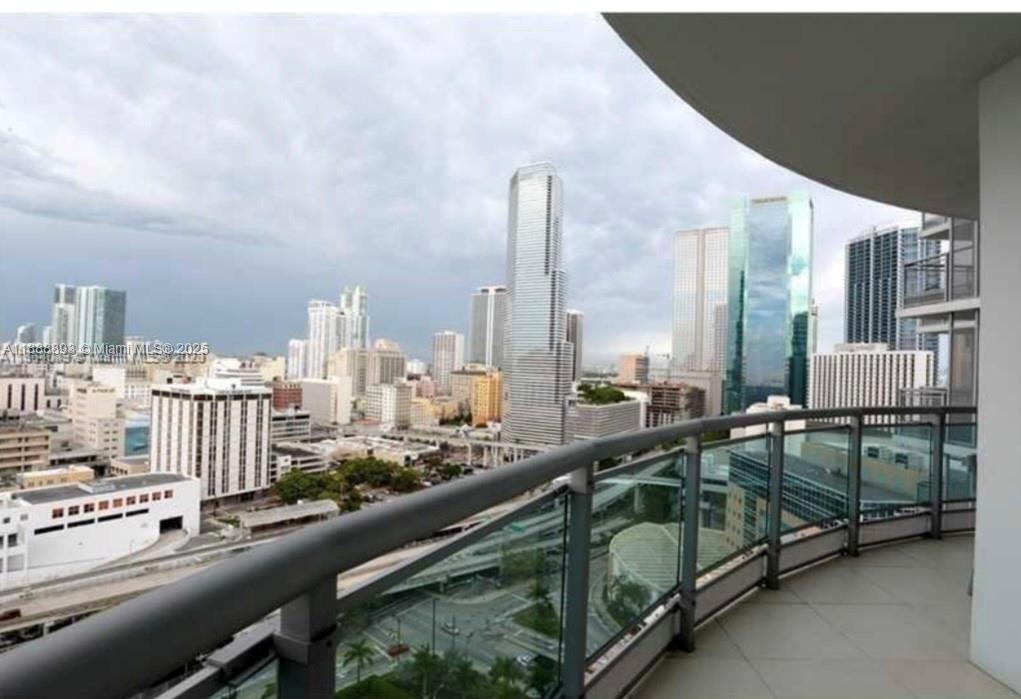 350 S Miami Ave Unit: 2113