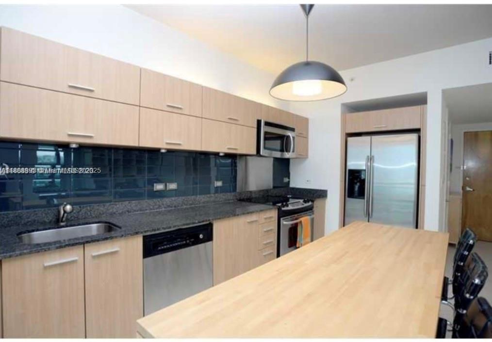 350 S Miami Ave Unit: 2113