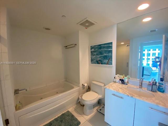 500 BRICKELL AV # 3004