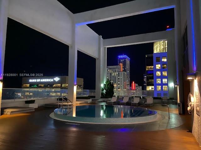 500 BRICKELL AV # 3004